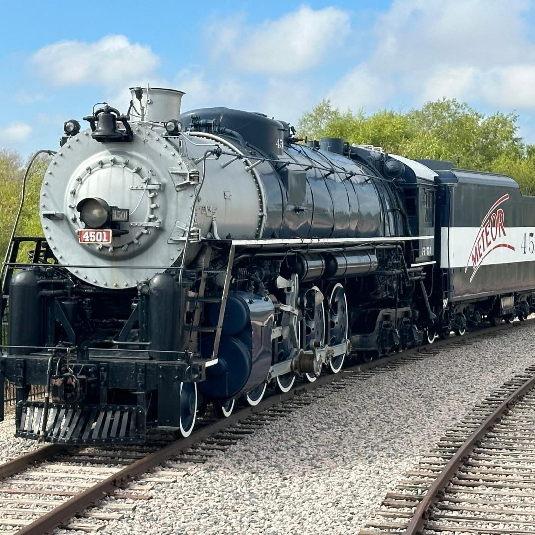 a train stopped on the tracks
